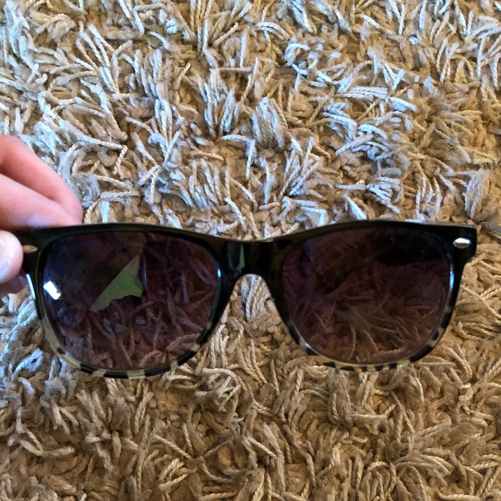 🌟American Eagle Sunglasses🌟